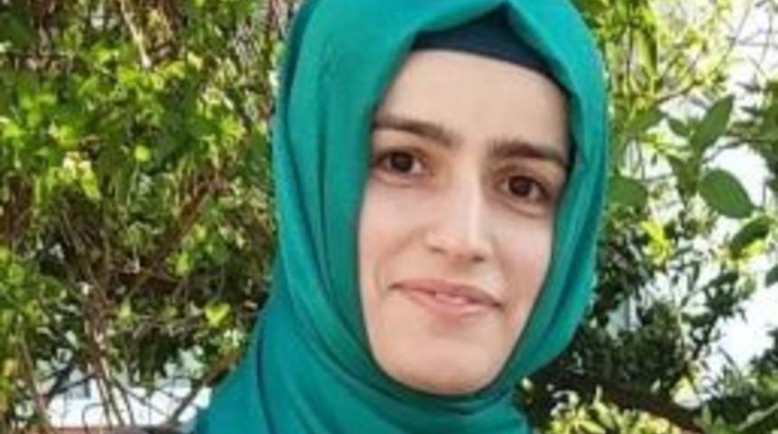 Ayvalık&rsquo;ta Batan Fet&ouml; Teknesinden Kurtulamayan Kadın Toprağa Verildi