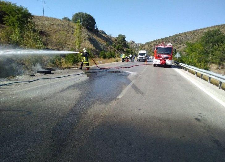 Kaza Yapan Tır Alev Aldı G4