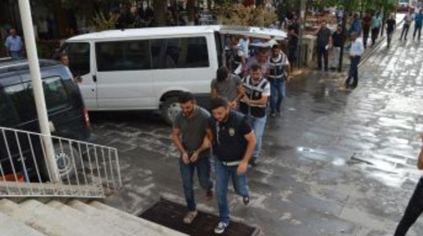 Dolandırıcılık Şebekesi &Ccedil;&ouml;kertildi