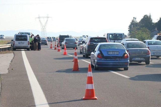 Bolu’da Tatil Dönüşü Trafik Yoğunluğu Başladı