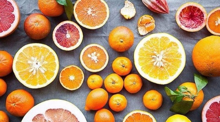 Portakalı Soyun Baş Ucunuza Koyun