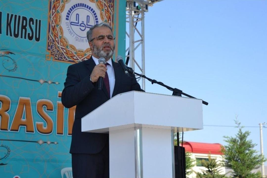 Afyonkarahisar&rsquo;da Hafızlık İcazet Merasimi D&uuml;zenlendi