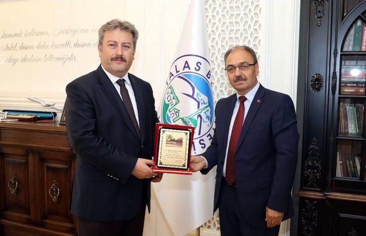 Tarihi Tablakaya’dan Başkan Palancıoğlu’na Restorasyon Teşekkürü G2