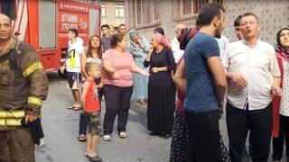Bağcılar’da Korkutan Yangın: Çatı Katı Alev Alev Yandı