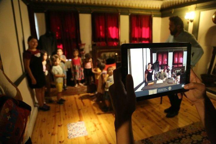 Zeytindalı Öğrencileri Atatürk İle Bir Gün Geçirdi G4