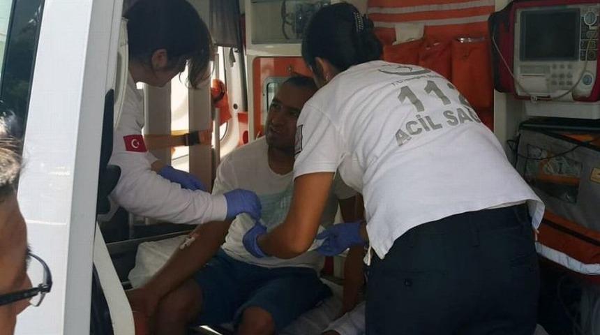 Milas&rsquo;ta Trafik Işıklarında Kaza; 4 Yaralı