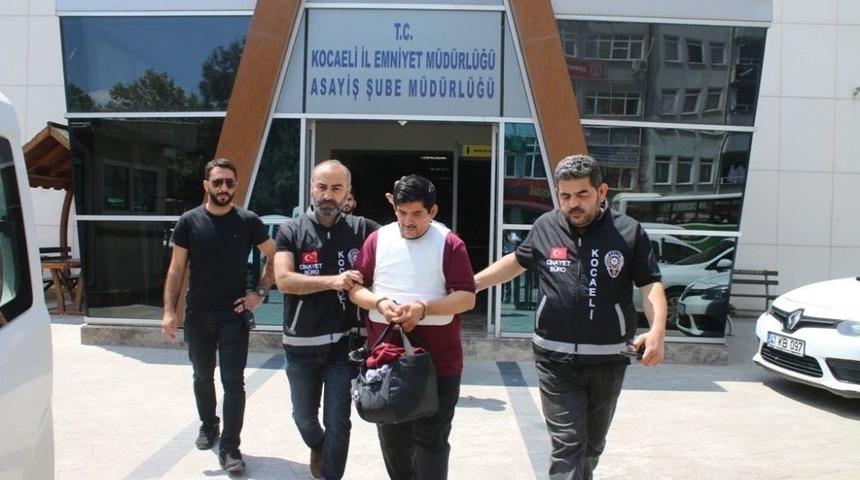 Yeğeni Ve Eniştesini Pompalı T&uuml;fekle &Ouml;ld&uuml;ren Şahıs Adliyeye Sevk Edildi