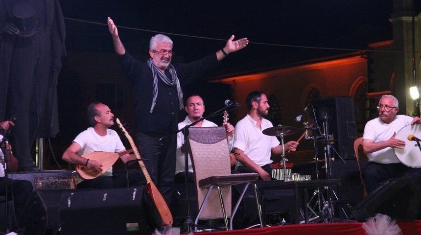 Kilis&rsquo;te Esat Kabaklı Konseri