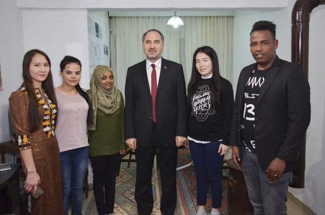 Sinop &Uuml;niversitesine 27 &Uuml;lkeden 4 Bin 328 Başvuru 1