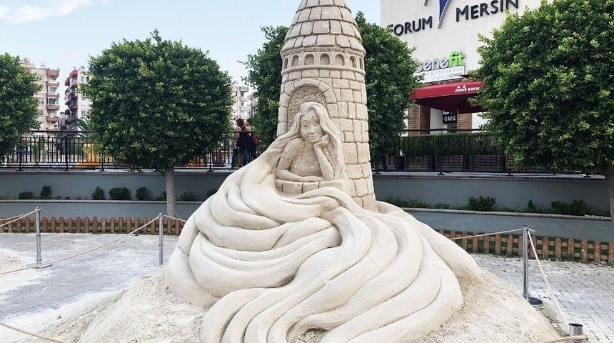 Kumdan Heykeller Etkilemeye Devam Ediyor