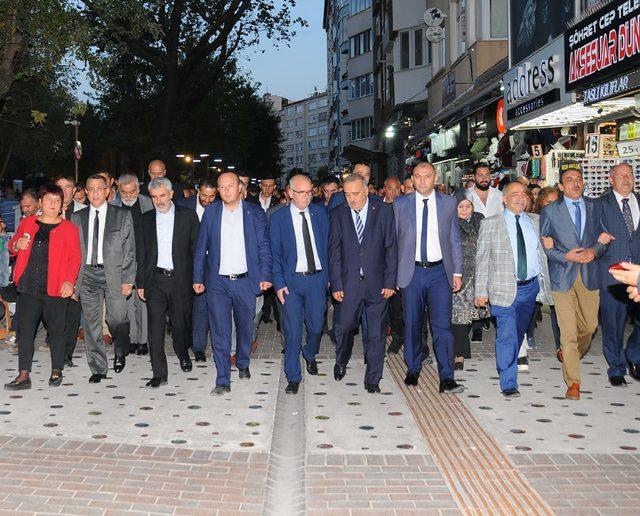 Eskişehir'de ülkücü gençlerin anısına 'Şehitlere Saygı Yürüyüşü'