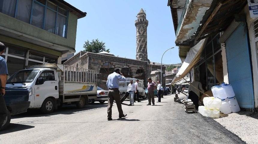 Bitlis Caddesi Asfaltlandı