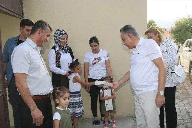 Vali Toprak, Şehit Ailelerine Bayram Ziyaretinde Bulundu