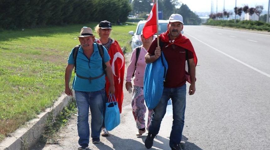 Cezaevindeki &Ccedil;ocuklarına Af İ&ccedil;in Ankara&rsquo;ya Y&uuml;r&uuml;yorlar