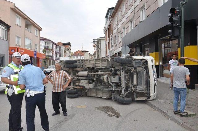 İnegöl’de Yürekleri Ağza Getiren Kaza