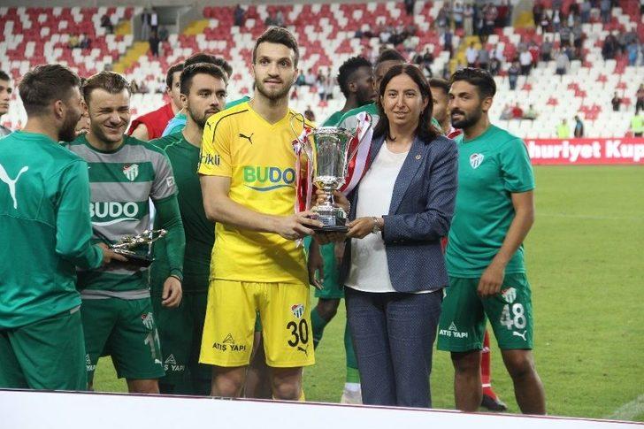 Cumhuriyet Kupası’nı Demir Grup Sivasspor Kazandı G3