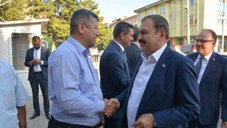 Ak Parti Afyonkarahisar Heyeti, İlçelerin Sorunlarını Dinliyor