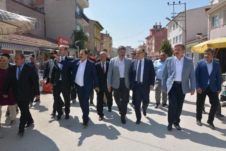 Ak Parti Afyonkarahisar Heyeti, İlçelerin Sorunlarını Dinliyor G1