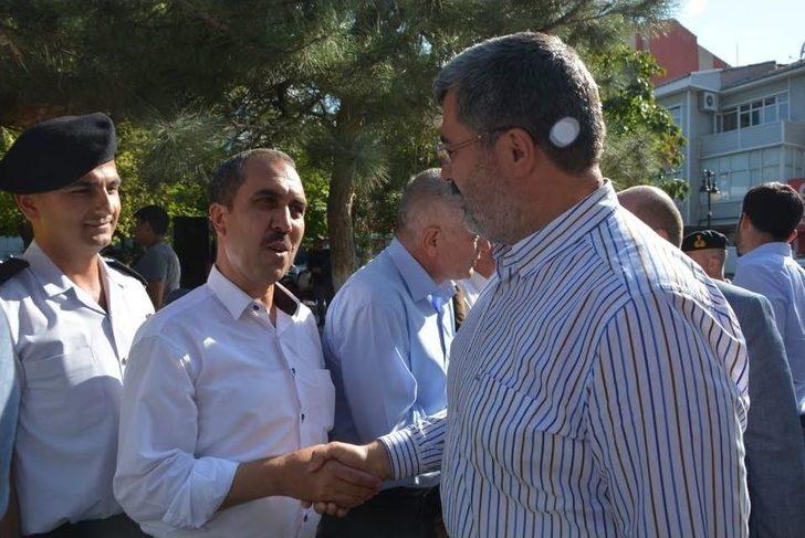 Ak Parti Afyonkarahisar Heyeti, İlçelerin Sorunlarını Dinliyor G5