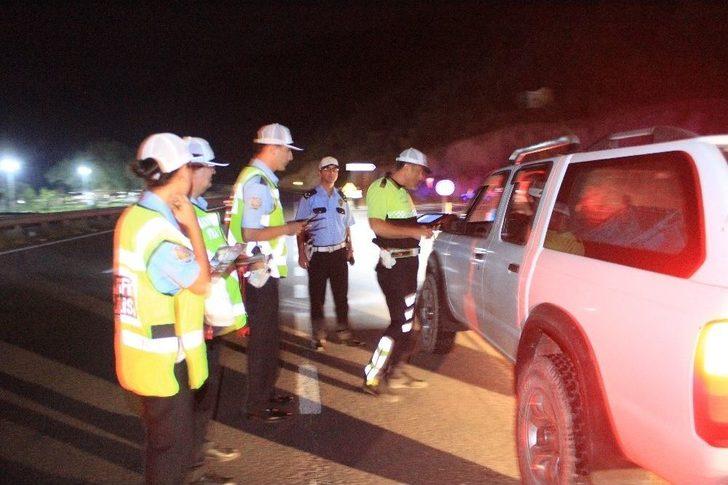 Uykusu Gelen Sürücülere Ücretsiz Mola İmkanı G1