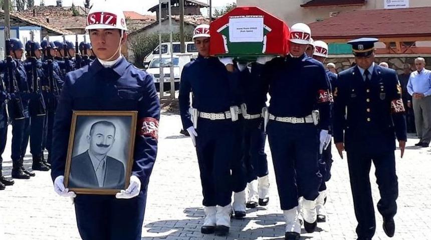 Amasyalı Kore Gazileri Aynı G&uuml;n Defnedildi