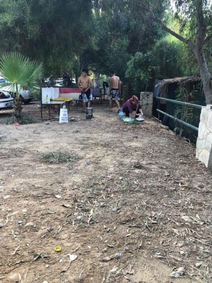 Otellerde Yer Kalmayınca Sahile Yerleştiler G5