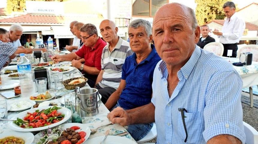 Futbolun Efsaneleri Ala&ccedil;atı&rsquo;da Buluştu