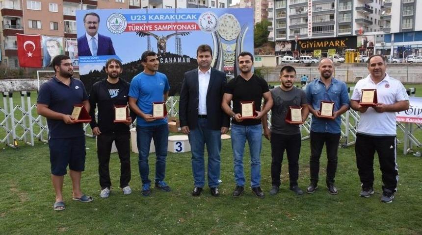 Kızılcahamam’da Pehlivanlar Er Meydanında