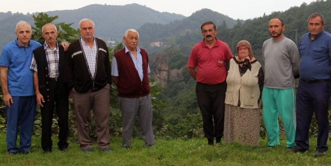 K&ouml;yl&uuml;n&uuml;n Başına Dert Olan Efsane