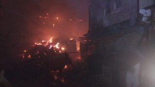 Çorum’da Yangın: 2 Ev Kül Oldu