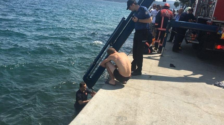 Sarıyer&rsquo;de At Denize D&uuml;şt&uuml;