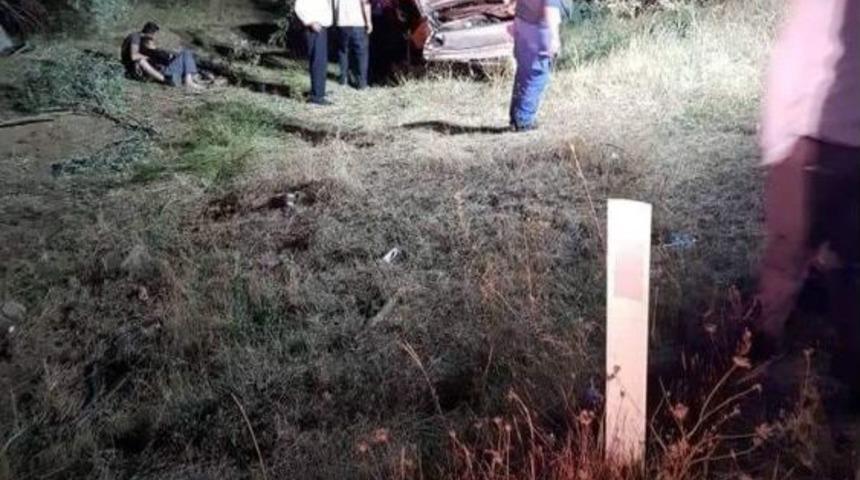 Kırşehir&rsquo;de Trafik Kazası 2 &Ouml;l&uuml; 1 Yaralı