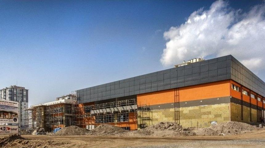 Beyazşehir Sosyal Yaşam Merkezi 200 Bin N&uuml;fusa Hizmet Verecek