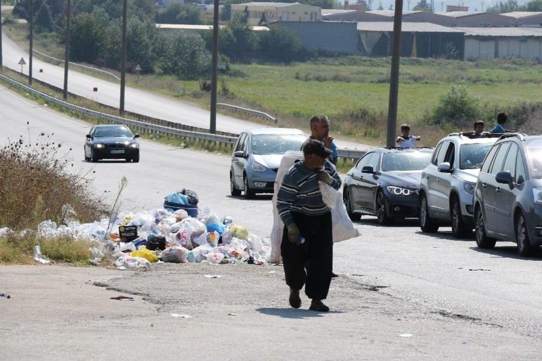 Kapıkule&rsquo;de &lsquo;&ccedil;ile&rsquo; Kuyruğu Bitmek Bilmiyor