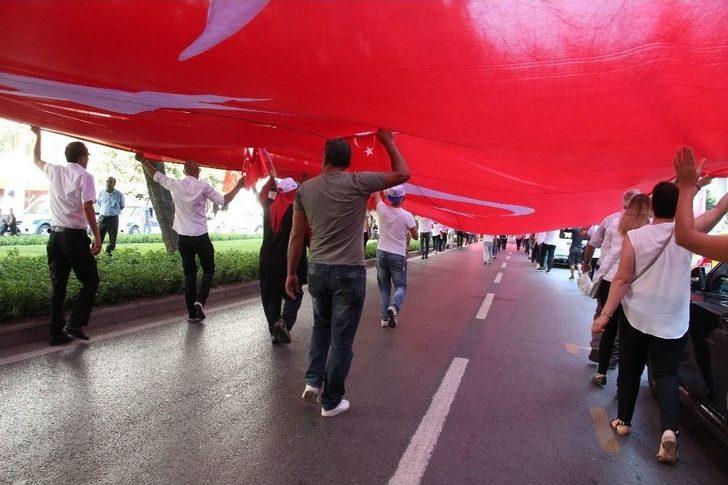 İzmir’in Gurur Günü G3