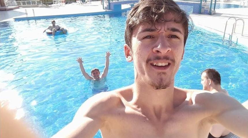 İki Gen&ccedil; Denizde Boğuldu