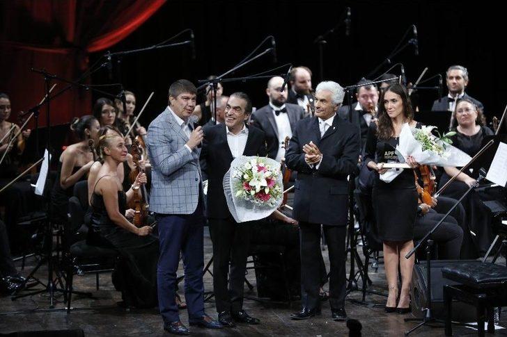 Fahir Atakoğlu Film Müzikleriyle Beğeni Topladı G2