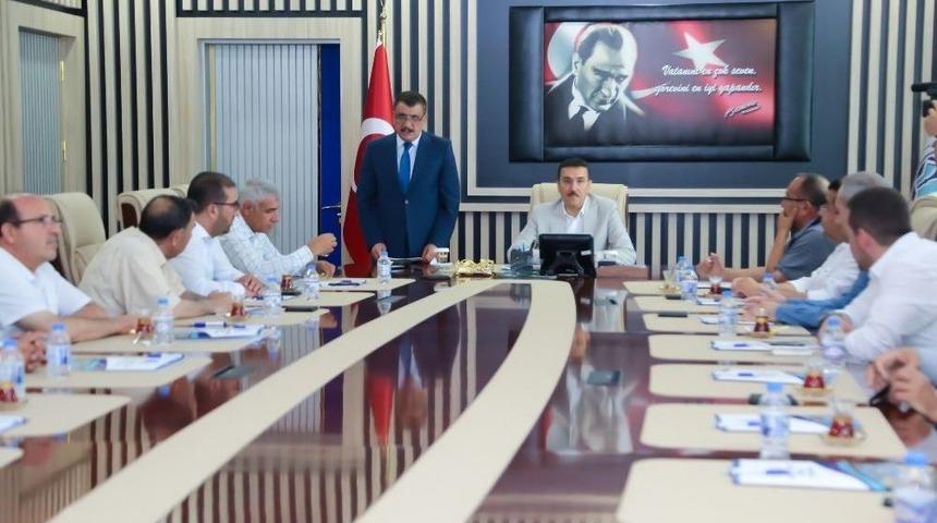 T&uuml;fenkci&rsquo;den Battalgazi Belediyesine Ziyaret