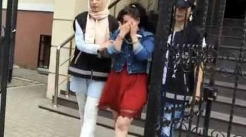 Bebeğini Balkondan Atıp &Ouml;ld&uuml;ren Anne 8 Yıl Sonra Yakalandı