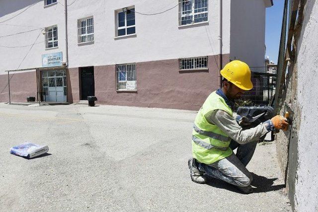 Mamak Belediyesi Okulları Yeni Döneme Hazırlıyor