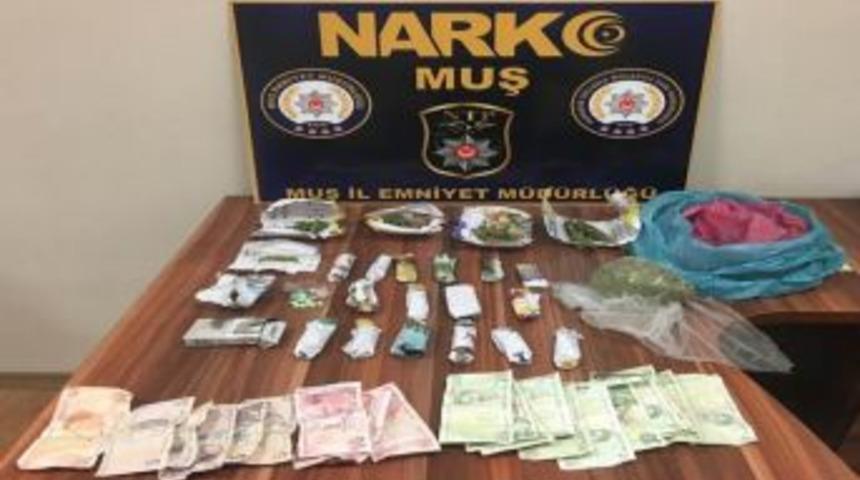 Muş&rsquo;ta Uyuşturucu Tacirlerine Darbe