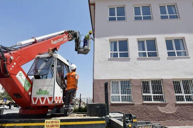 Mamak Belediyesi Okulları Yeni Döneme Hazırlıyor