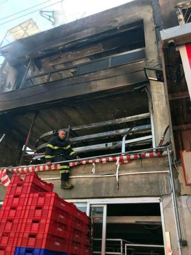 Başkan Kara Yanan Fırında İncelemelerde Bulundu