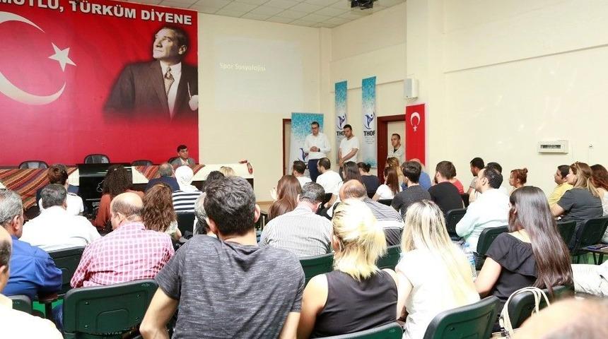 Usta &Ouml;ğreticiler Antren&ouml;rl&uuml;ğ&uuml; Adım Attı