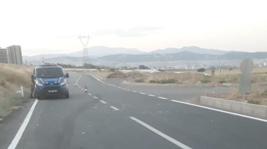 İki Otomobil &Ccedil;arpıştı: 1 Yaralı