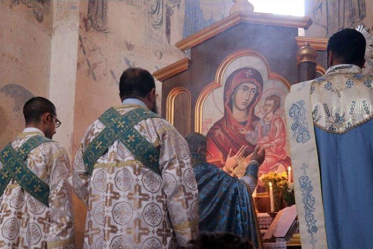 Van’daki Ermeni Ayini Başladı G3