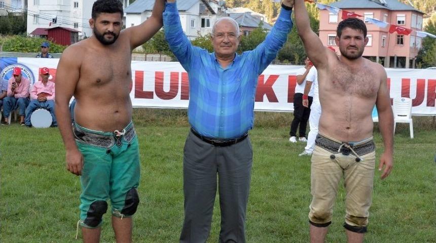 5. Geleneksel Karakucak Güreşleri Anamur’da Başladı