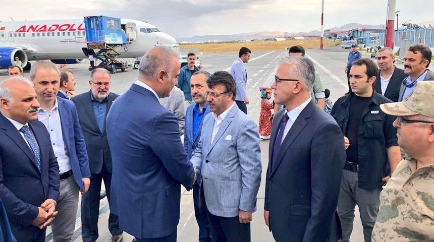 K&uuml;lt&uuml;r Ve Turizm Bakanı Ersoy Van&rsquo;da