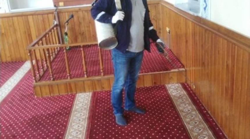 İzmit Belediyesi&rsquo;nden &Uuml;cretsiz İla&ccedil;lama Hizmeti