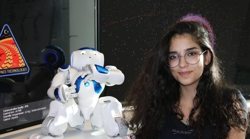 (&ouml;zel Haber) İnternet Olmayan K&ouml;yde Doğdu, Yazılım Kurdu Oldu